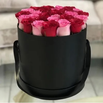 Red and Pink Roses Box
